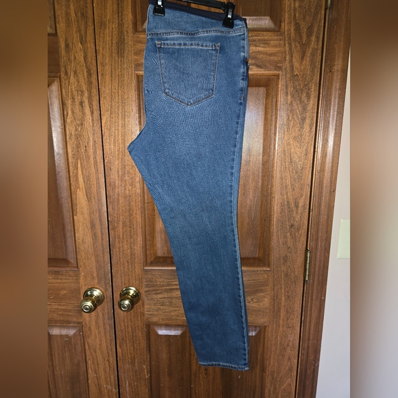 Old Navy: Maternity Premium Full-Panel Rockstar Super Skinny Jeans,Sz:16/29"insm - Picture 10 of 13